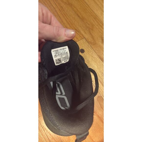 Under armour Kids Shoes | USA Youth 3.5 - Picture 4 of 7